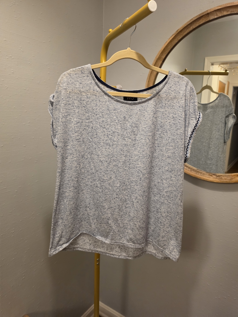 W5 Heathered Light Blue Short Sleeve Tee with Embroidered Trim - Size Large